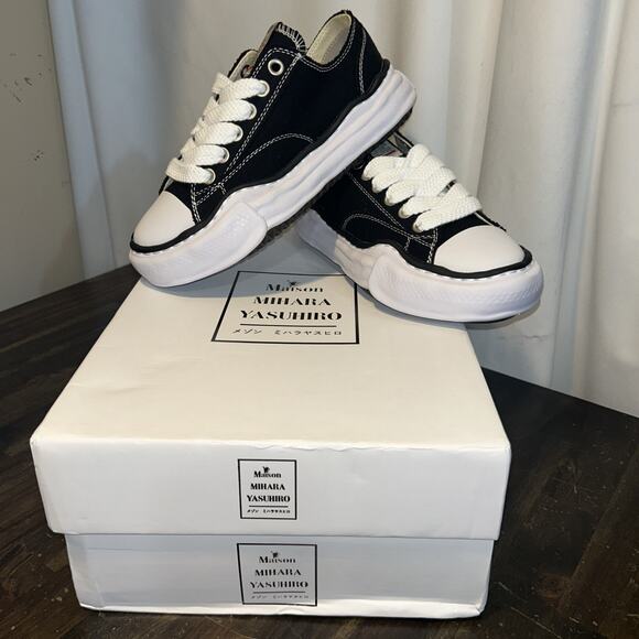 New In The Box Maison Mihara Yasuhiro OG Size 37 (US Women’s 6.5 to 7) - Picture 1 of 10